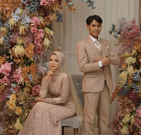 Foto sampul undangan Budi & Tami