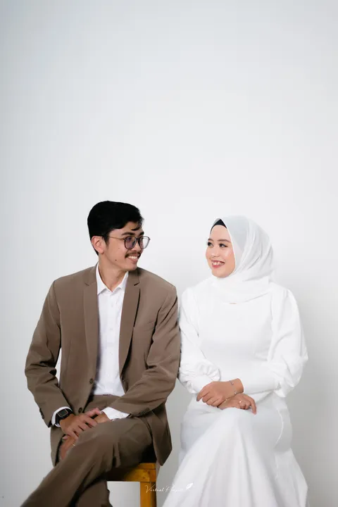 Foto sampul undangan Pras & Ucii
