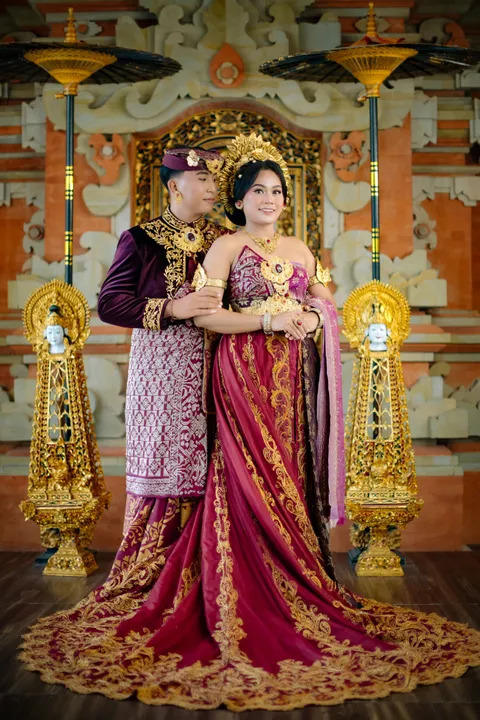 Foto sampul undangan Dek Dan & Mangde