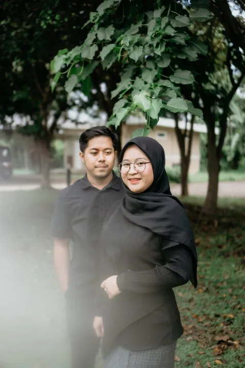 Foto sampul undangan Nia & Rinaldi