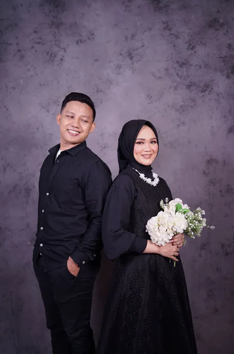 Foto sampul undangan Yuni & Febby