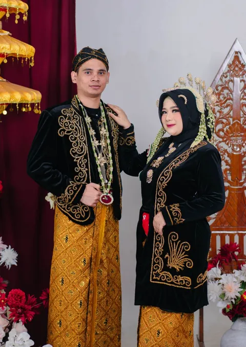 Foto sampul undangan Vivi & Robi