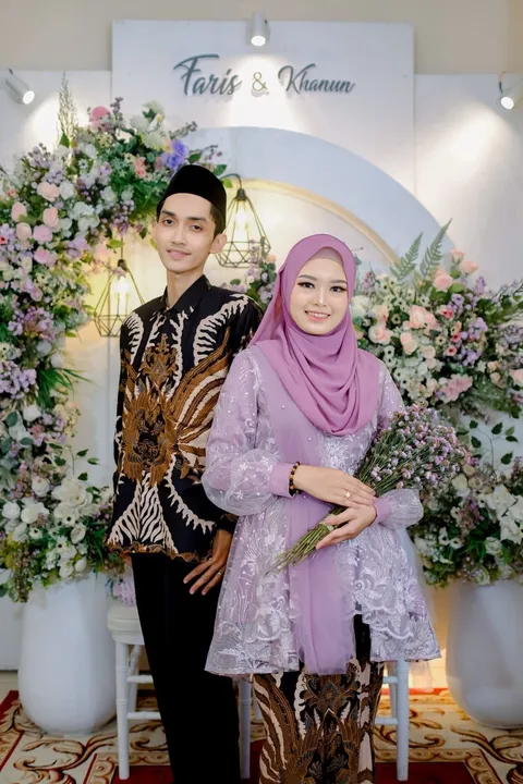 Foto sampul undangan Faris & Khanun