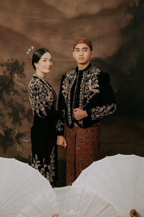 Foto sampul undangan Dimas & Devina