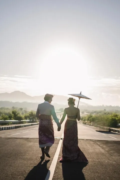 Foto sampul undangan Omingz & Anomz