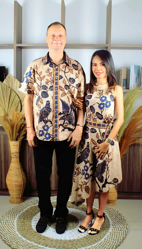 Foto sampul undangan Peter & Dewi