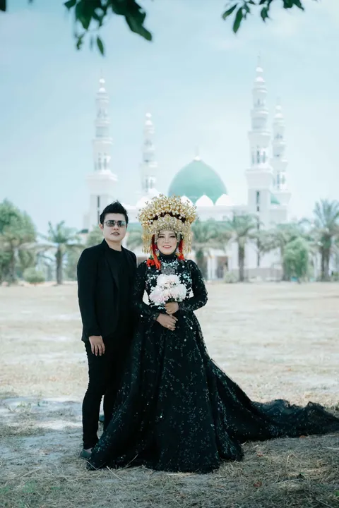 Foto sampul undangan Pebri & Risma