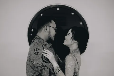 Foto sampul undangan Dhea & Bahir