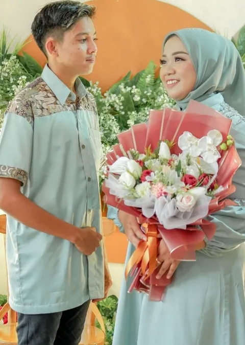 Foto sampul undangan Egie & Ulil