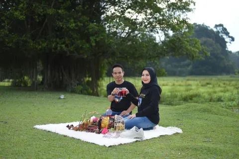 Foto sampul undangan Iron & Kurnia