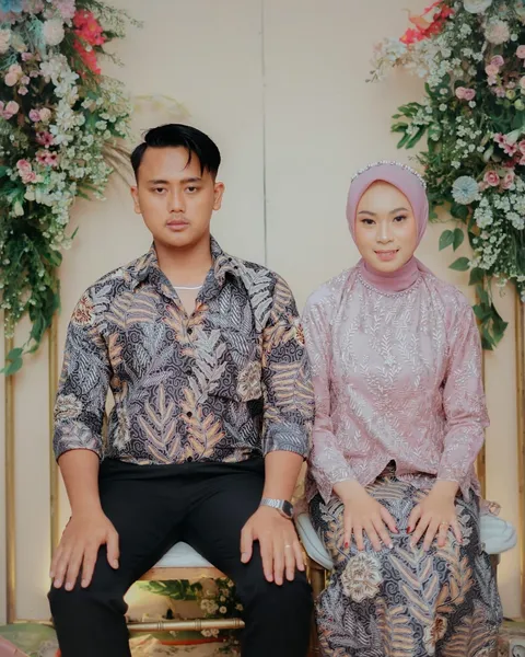 Foto sampul undangan Adit & Nisa