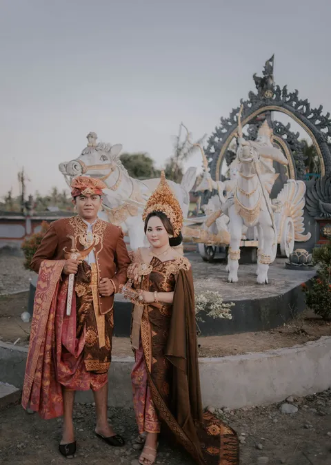 Foto sampul undangan Supriani & Arya