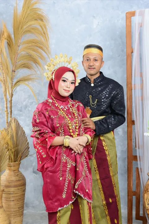 Foto sampul undangan Opi & Diana
