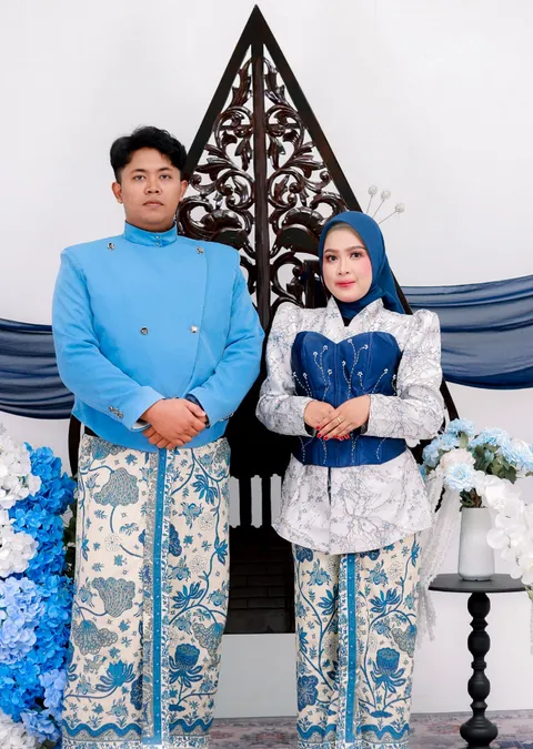 Foto sampul undangan Ganjar & Lyrra