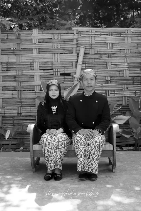 Foto sampul undangan Dhalas & Maya