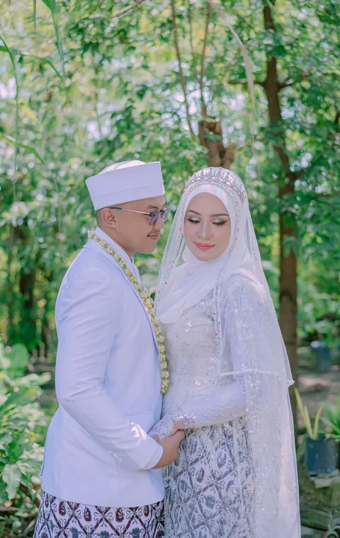 Foto sampul undangan Rafli & Yukha