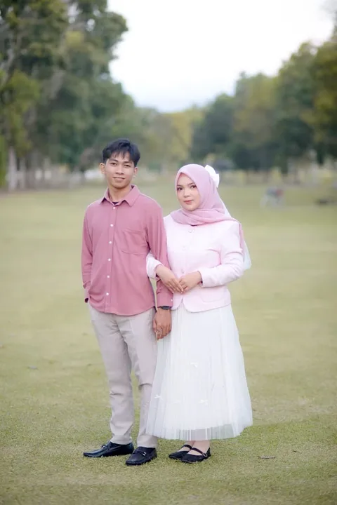 Foto sampul undangan Ronal & Fira