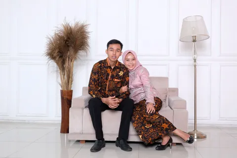 Foto sampul undangan Azkia & Rosi