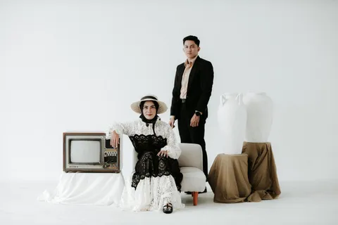 Foto sampul undangan Hlw & Ekh