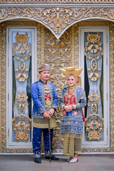 Foto sampul undangan Atri & Adriyad