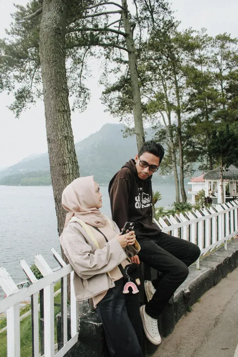 Foto sampul undangan Denry & Diba