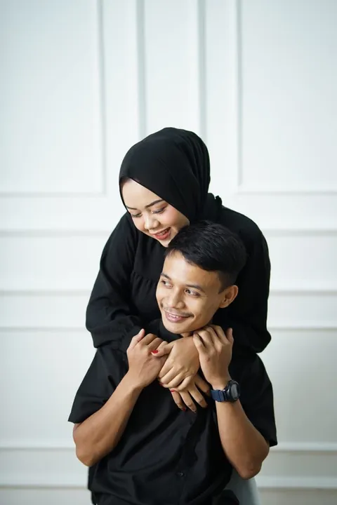 Foto sampul undangan Yoga & Okta