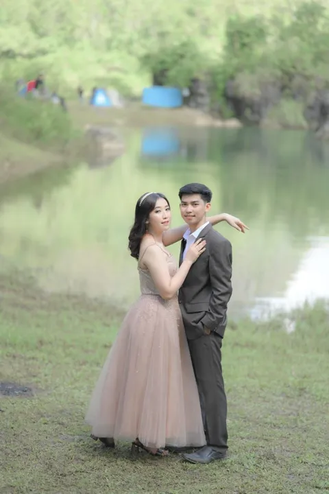 Foto sampul undangan Nopri & Grace