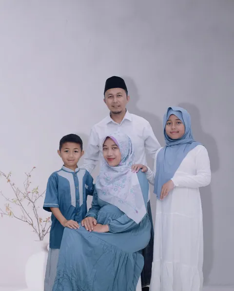 Foto sampul undangan Undangan