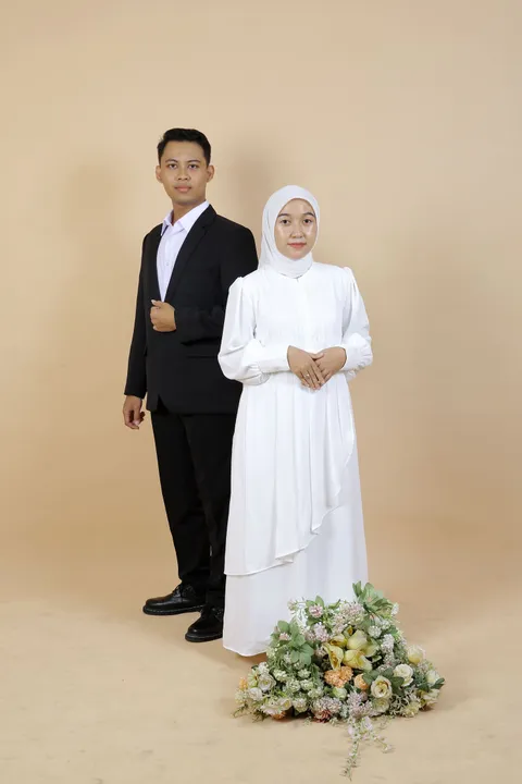 Foto sampul undangan Husnul & Ryan